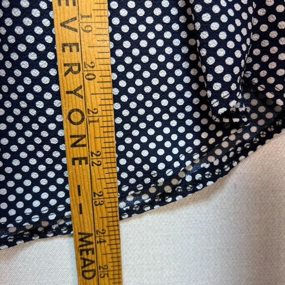 Ny Invasion Women's Smock Neck Top Sleeveless Size M Navy Blue White Polka Dot - Picture 5 of 7